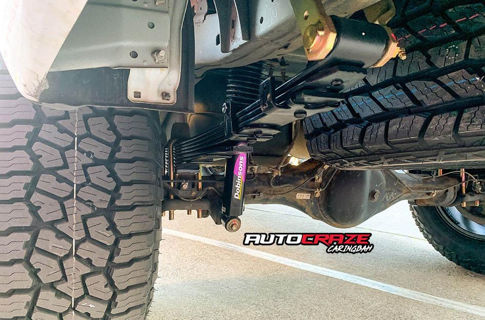 TOYOTA HILUX N80 4WD MACHETE XD SATIN BLACK